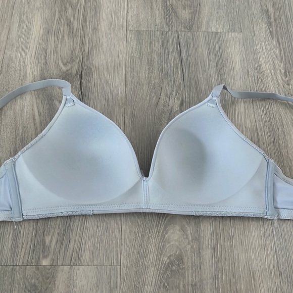 La Vie en Rose soft blue bra size 32D - Picture 8 of 10